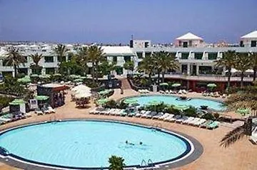 Caybeach Papagayos מלון