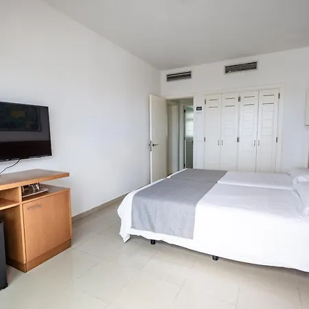 Caybeach Papagayos Otel